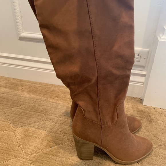 Brand new express boots - Picture 4 of 6